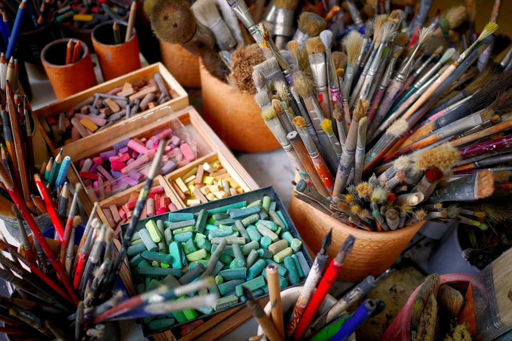 Unleashing Creativity: Art Supplies Every 4-Year-Old Boy Needs 1